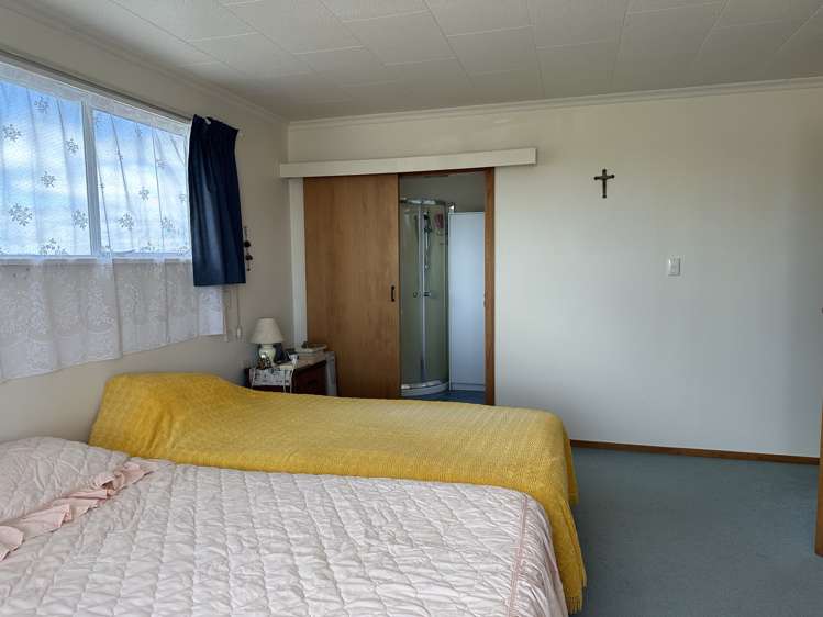 24 Whitcombe Terrace Hokitika_21