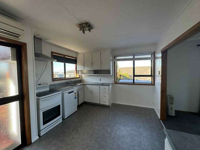 6 Stephen Street Halfway Bush_4