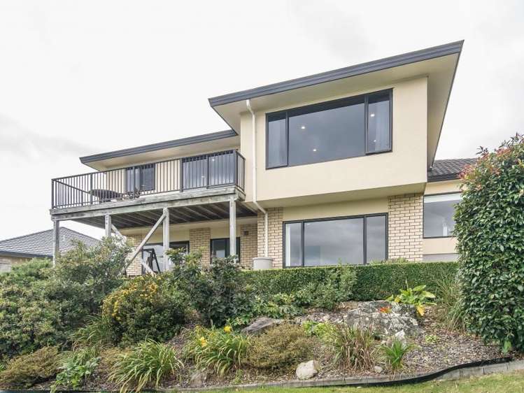 2 Matata Place Waikanae_17