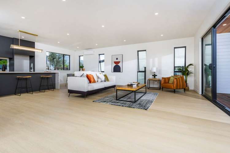 591c East Coast Road Browns Bay_20