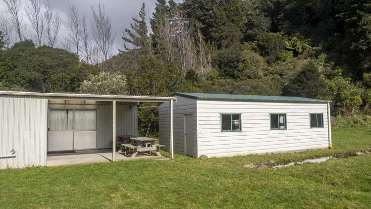 267 Waiohine Valley Road Greytown_13