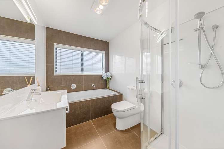 134 Colonial Drive Millwater_12