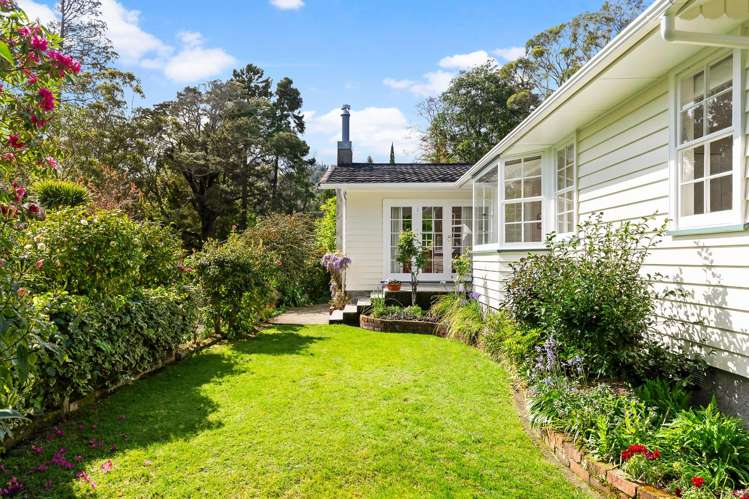 4 Freemans Way Pinehaven_1