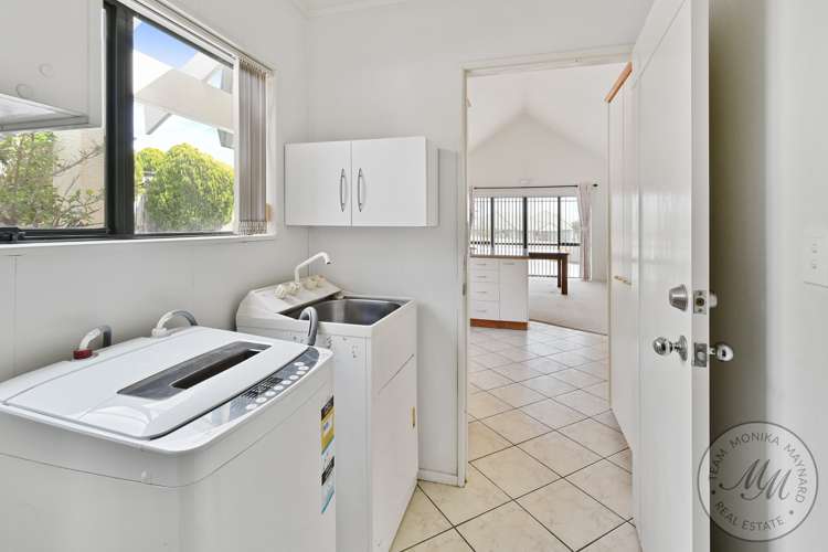 1 Capistrano Mews Goodwood Heights_28