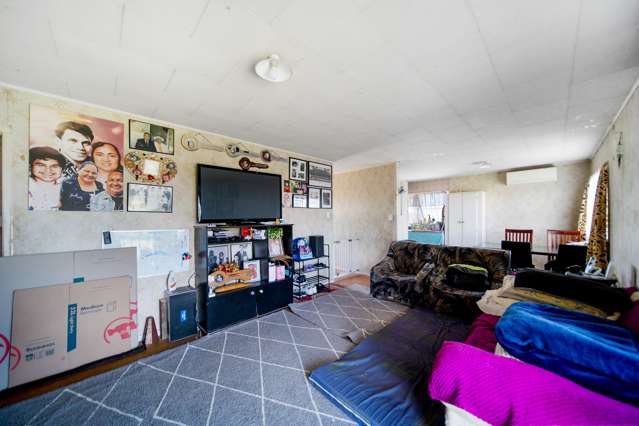 72 Archboyd Avenue Mangere East_4