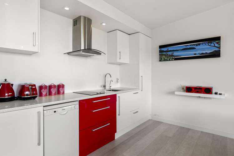 7-9 Woollams Road Onetangi_28