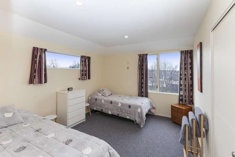 15 Becmead Drive Harewood_18