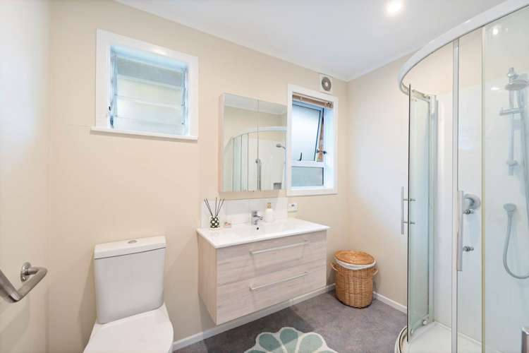 56 Botany Road Botany Downs_9