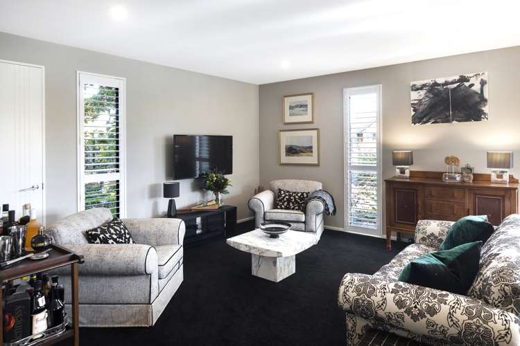 2 Country Place Burwood_14