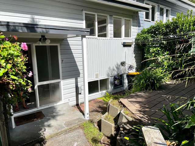 2-Bedroom Townhouse/Unit, Perfect for Couples