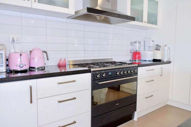 7 Galora Close Flat Bush_14