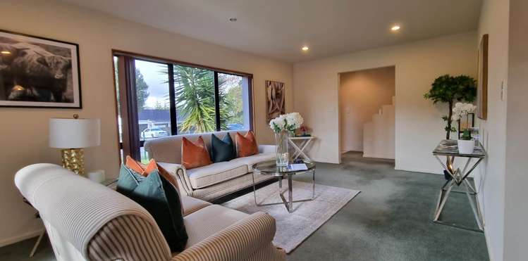 2/6 Eugenia Rise Totara Heights_7