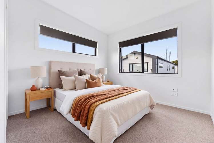 4/2 Stokes Avenue Te Atatu Peninsula_7