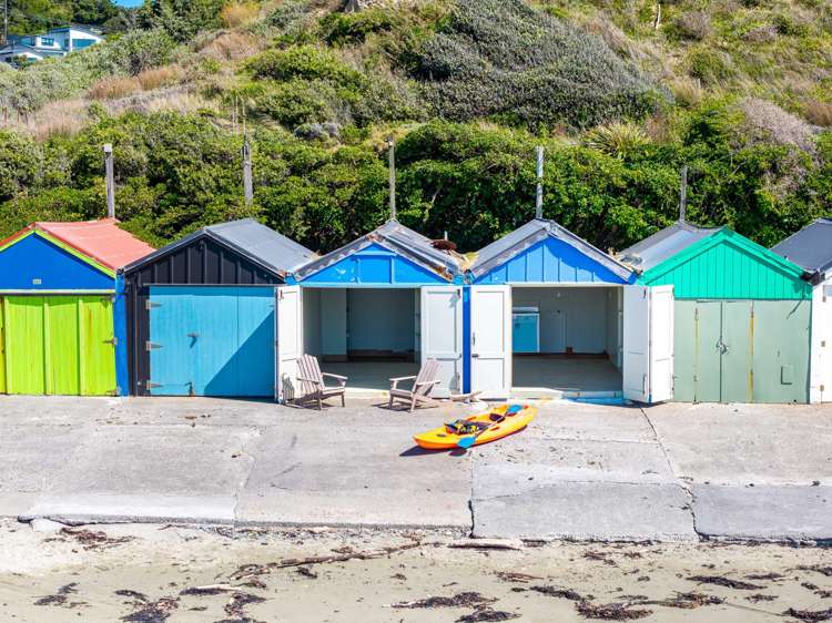 4 & 5 South Beach Road Titahi Bay_7