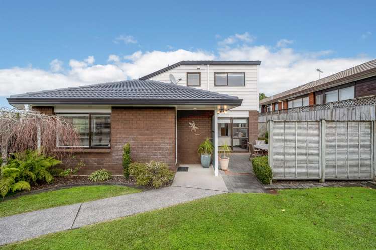 9A Nicholas Road Somerville_23