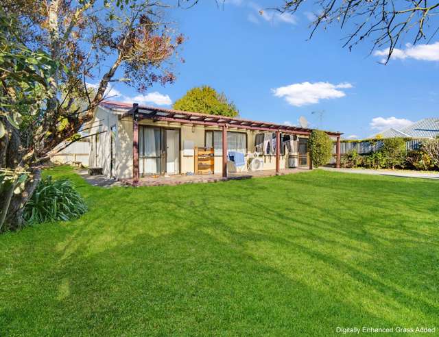 2/1101 Cunningham Crescent Mayfair_4