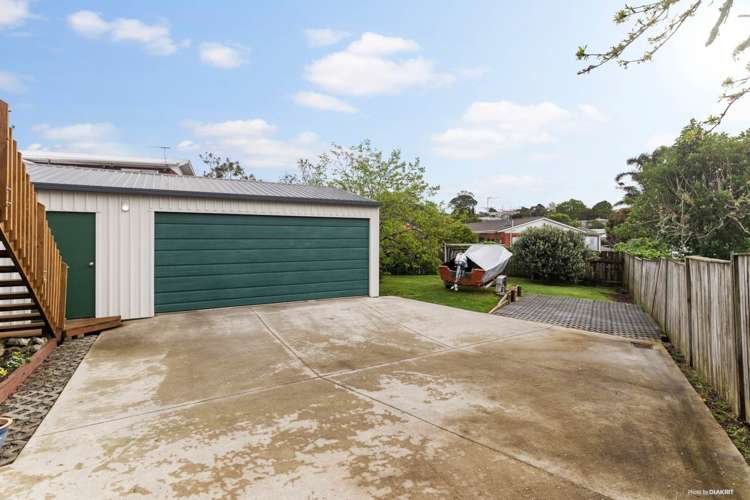 38 Hatherlow Street Glenfield_12