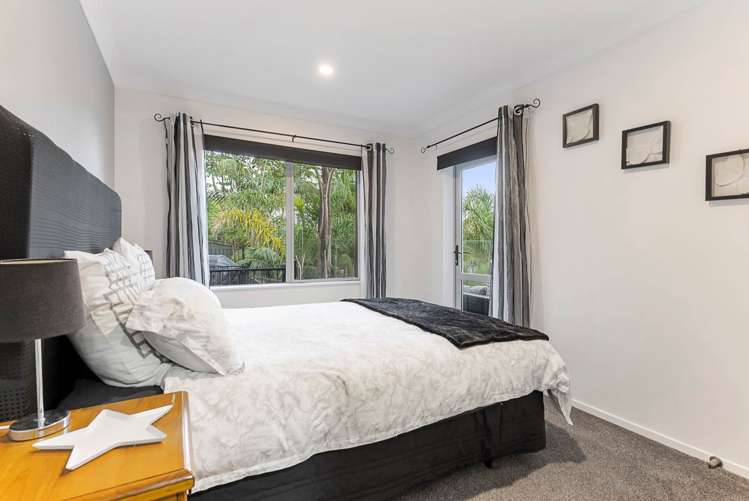 21 Kotanui Avenue Army Bay_13