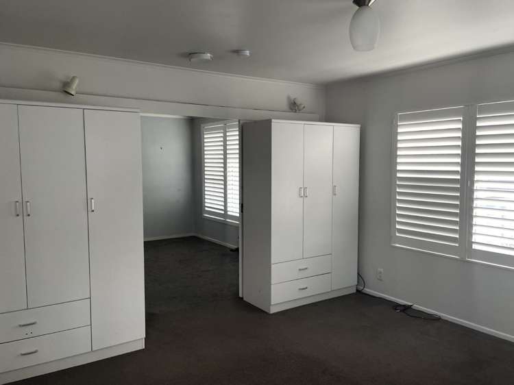 8 Divich Avenue Te Atatu South_6