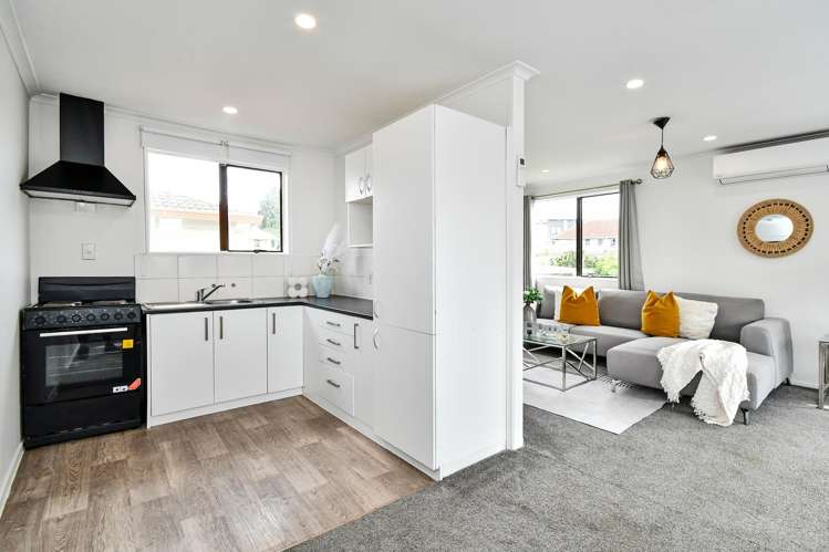 1/18 Coombe Avenue Otara_1