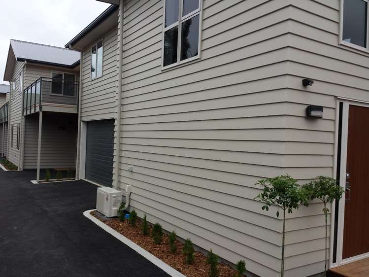 1/9 Wellington Street Hamilton East_12