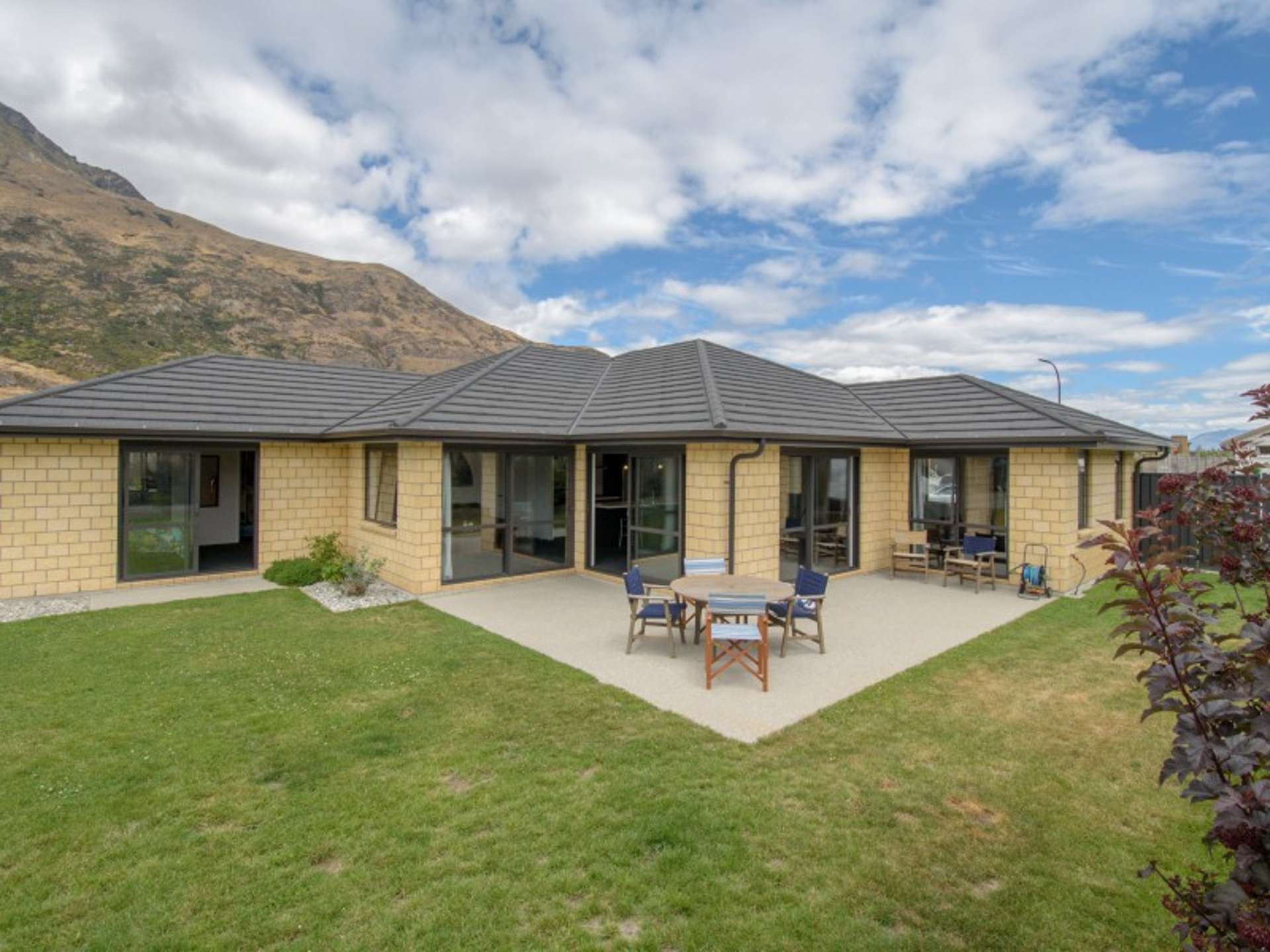 19 Myles Way Lower Shotover_0