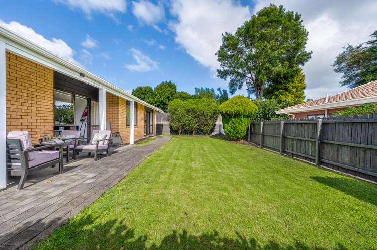 6 West Fairway Golflands_16