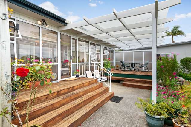 3 Kawakawa Bay Coast Road Kawakawa Bay_1