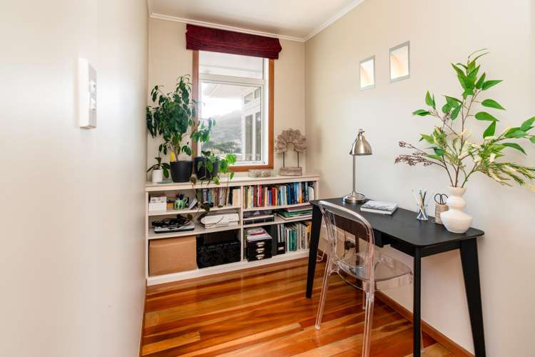 8 Torwood Road Khandallah_12