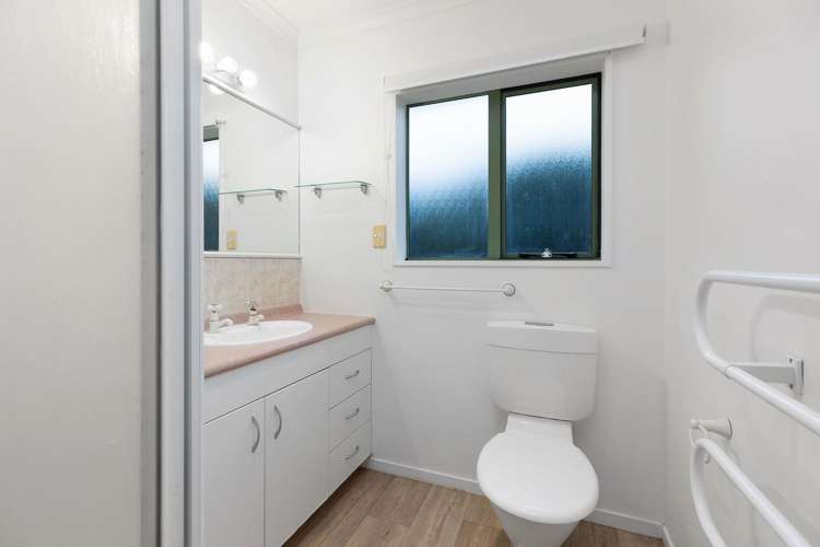 10 Homestead Place Welcome Bay_16