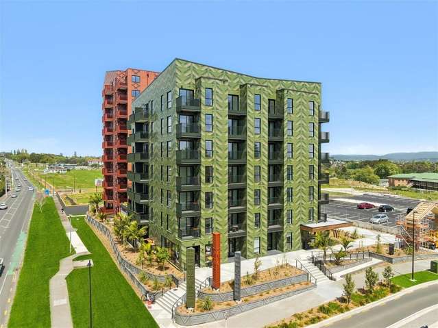 Brand new apartment, 10 mins from the CBD