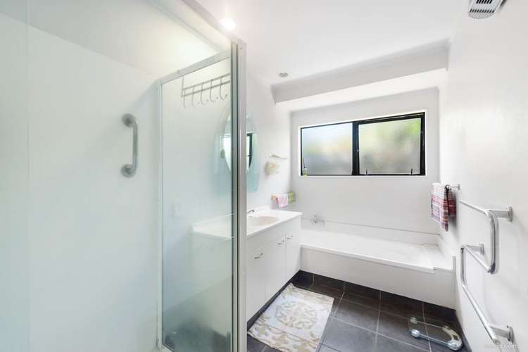 2/3 Aurea Avenue Pakuranga_8