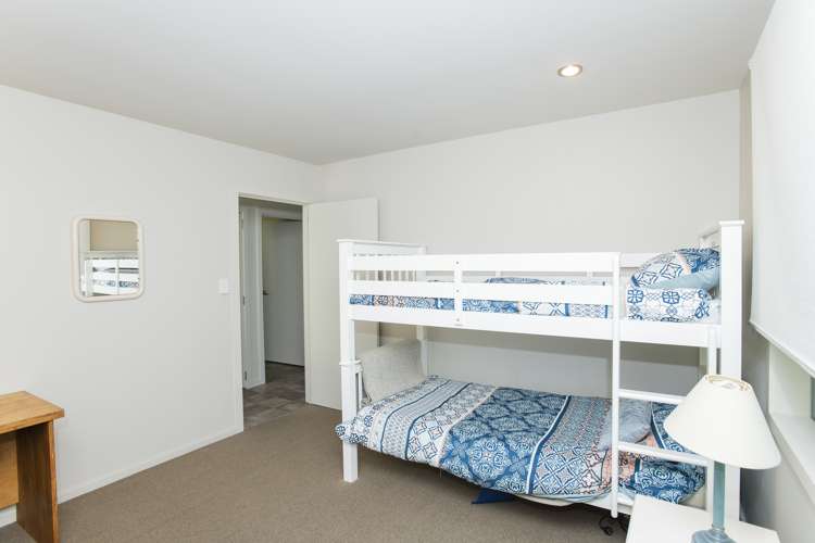 171 Beach Road Tokomaru Bay_12