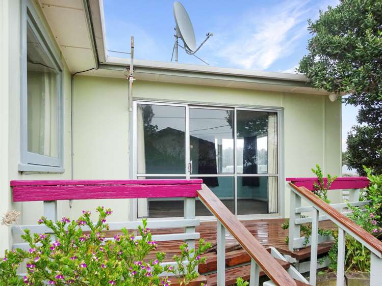 35 Ruanui Street Himatangi Beach_15