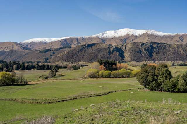 Large lifestyle block near Queenstown