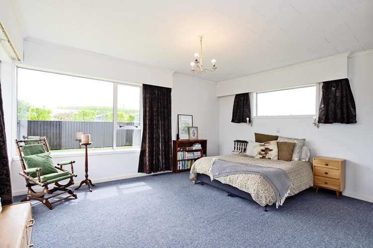 787 Queens Drive Waikiwi_8