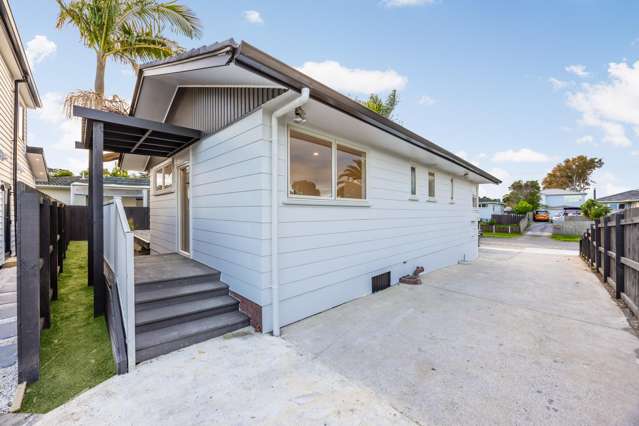 1/60 Reelick Ave Pakuranga Heights_4