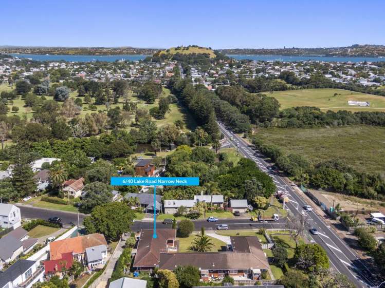 6/40 Lake Road Narrow Neck_4