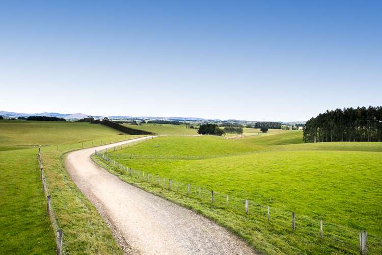 667 Paisley Road Clinton and Surrounds_18