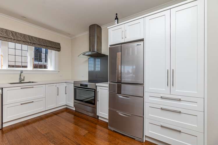 20 Kitchener Square Highfield_6