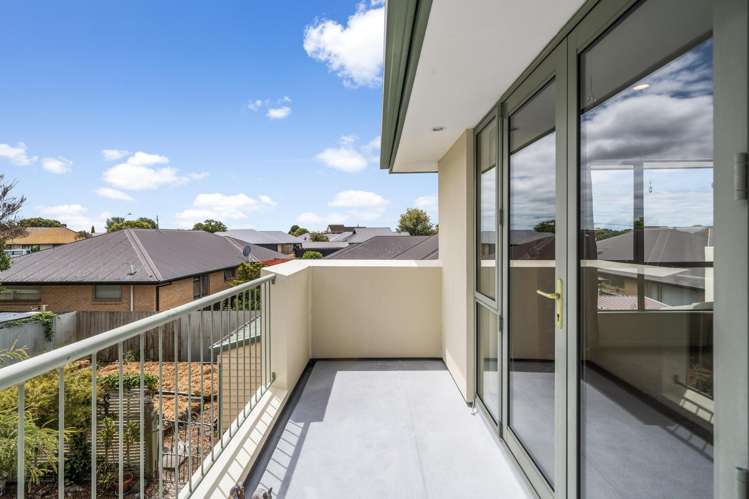 71 Burwood Road Burwood_16