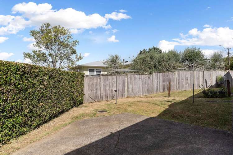 1/74 Blakeborough Drive Forrest Hill_17