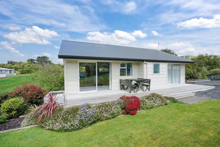 9 Evelyn Street Riverton_15