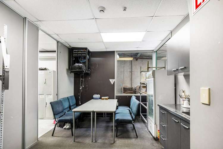 Unit 3/33-35 Waipareira Avenue Henderson_8