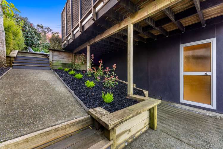15 Tableau Place Totara Vale_22
