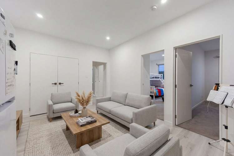 47 Johns Creek Crescent Silverdale_1