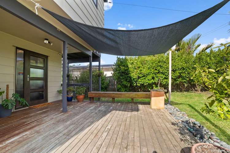 2/65 Lancaster Road Beach Haven_13