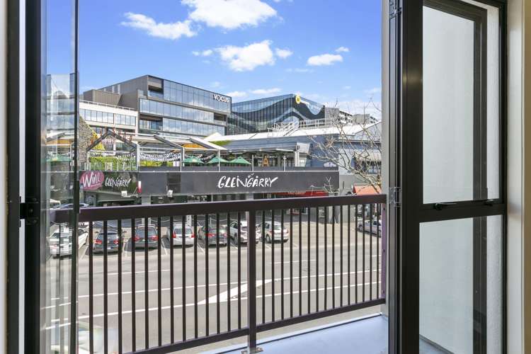 2/137 Wellesley Street Auckland Central_1