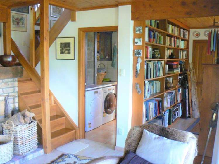 5 Pine Tree Lane Russell_8