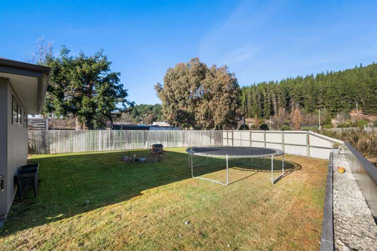 10 Alice Burn Drive Luggate_21